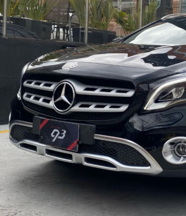 FLAPS GRILĂ CENTRALĂ – Mercedes-Benz GLA W156 Facelift (2017–2020)