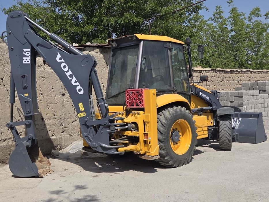 Volvo Bel Ekskvator sotladi