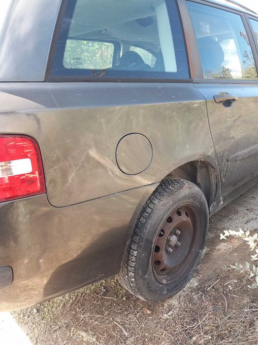 Продавам на части фиат стило 1.9 jtd