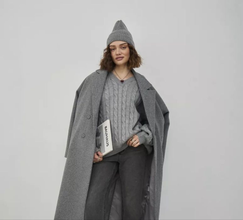 Свитер новый вязаный