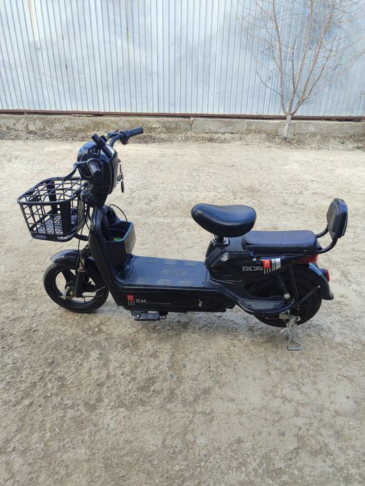 электроскутер ск8