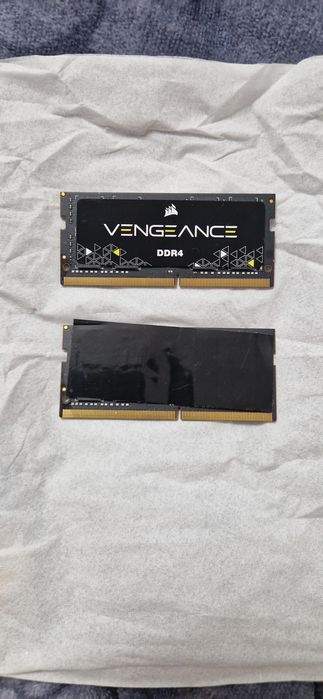 Memorie laptop  corsair ddr4 32 gb vengeance