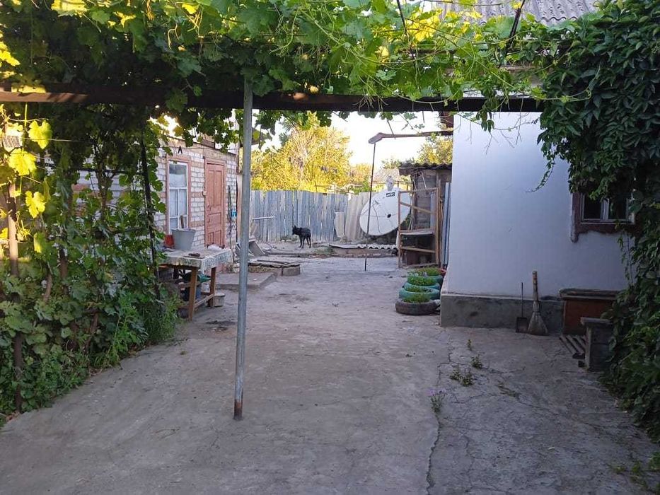 Продается дом с земельным участком