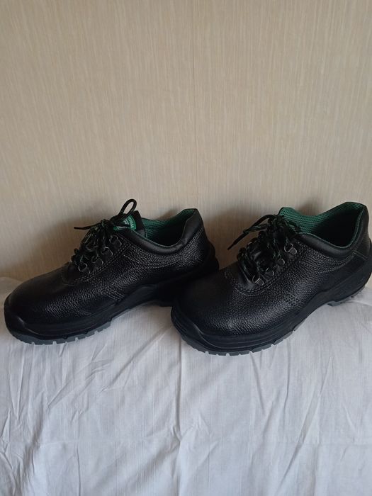 Рабочая обувь 42 размер Россия