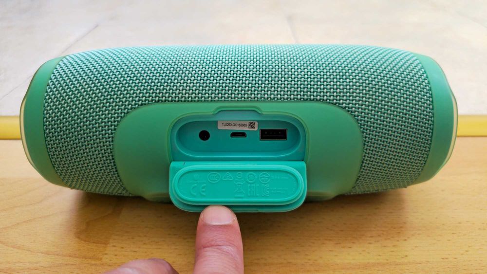 JBL Charge 3, тюркоаз