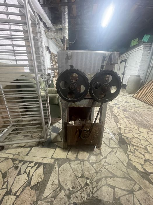 Фаршемешалка шнековая