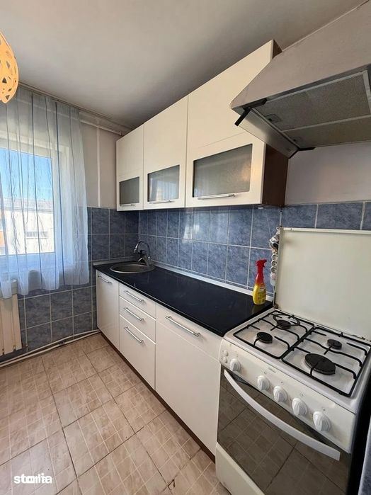 cv 135 Zona sc.3 !- P.Rares, apartament 2  camere semidecomandat
