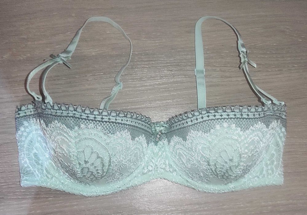 Бюстгальтер кружевной