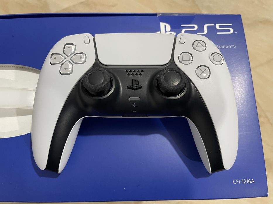 PlayStation 5 - диск версия (като нов)