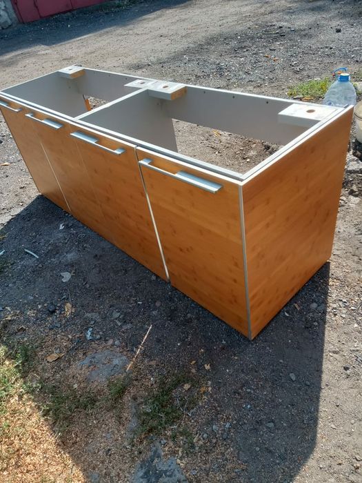 Столешница с двумя раковинами