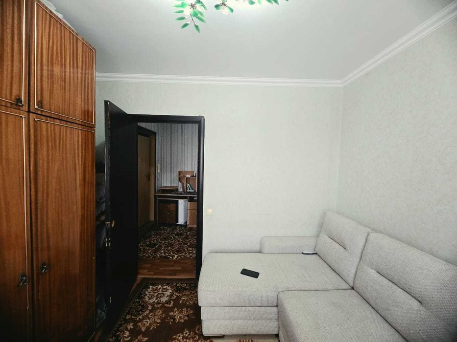 В продаже 3х комнатная, район  КШГ