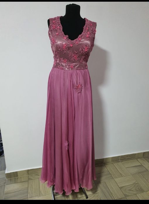 Rochie lunga din voal matase naturala si corset dantela;