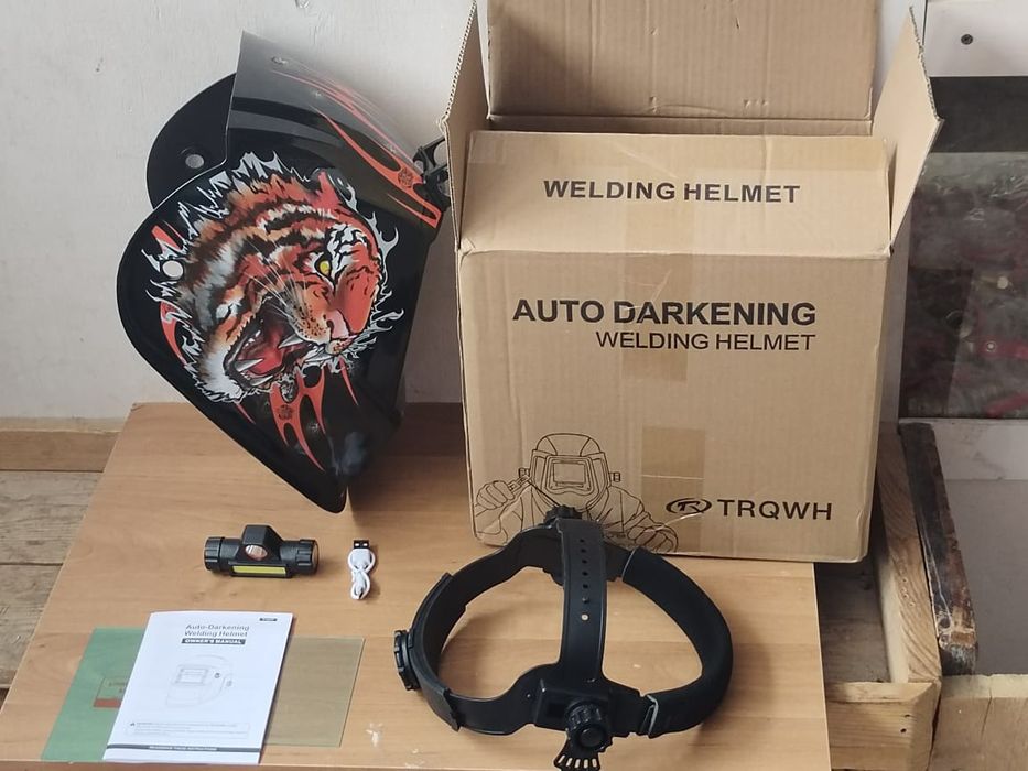 Продам Сварочный шлем