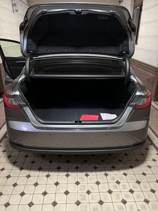 Camry Hev Hybrid 2024 yaponiya