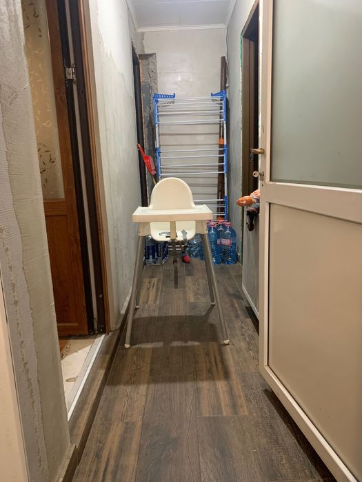 Donez scaun de masă