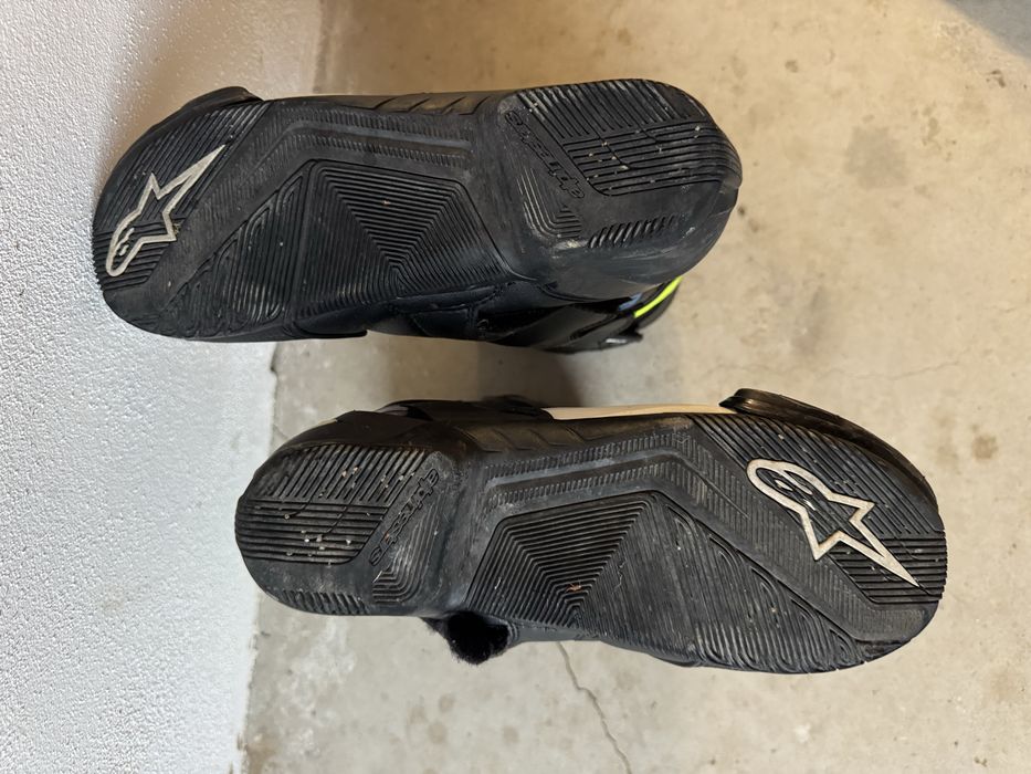 Vând combinezon alpinestar v2 , ghete alpinestar, mănuși alpinestar