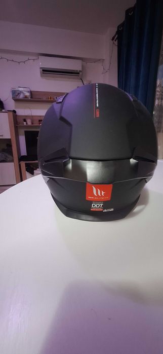 Vând cască mt helmets maimea M