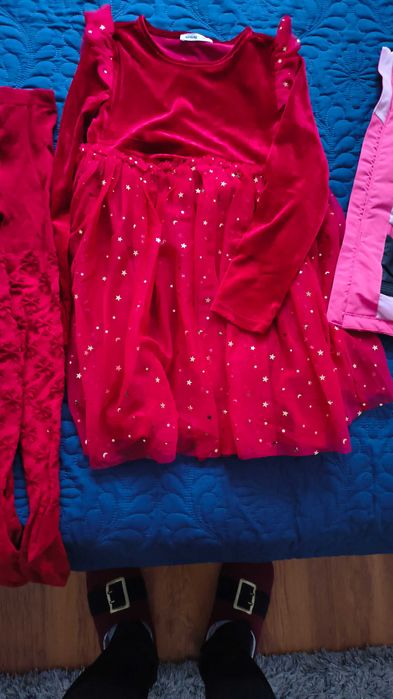 Vând haine fete 6-7 ani, noi