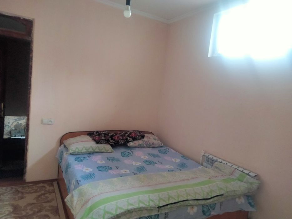 Sharoiti oʻrtacha arzon kunlik ijaraga uy o'g'il bolalarga