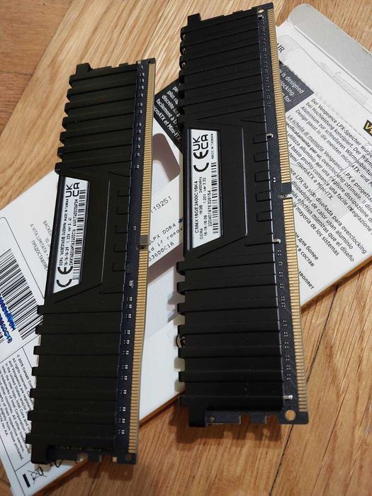 32GB 2400Mhz CL16 - DDR4 RAM памет