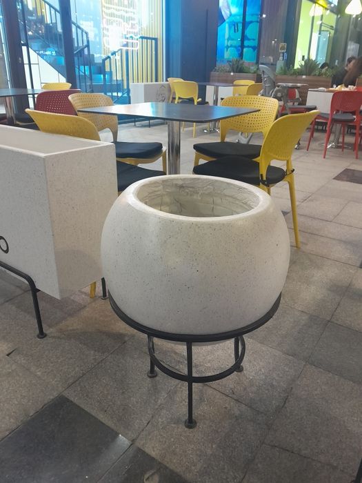 Вазоны. Тувак. Урна.