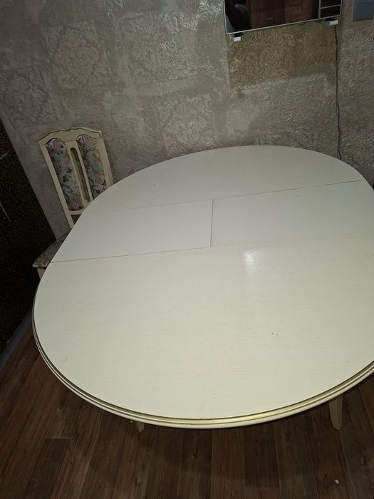 Продам стол со стульями