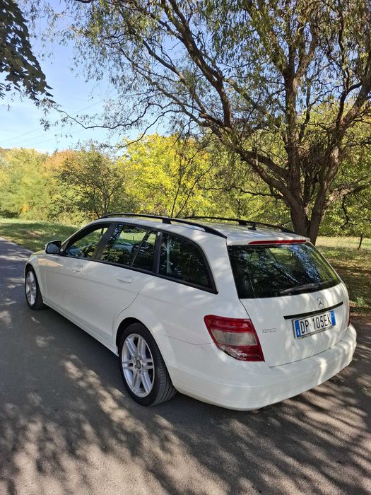MERCEDES-BENZ C-Class 2009 — imagine 4