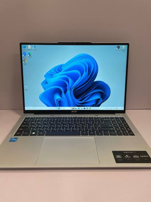 Ноутбук  Acer aspire Lite 16 СР33803