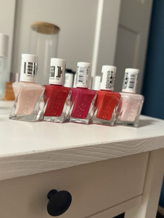 Лак за нокти Essie Gel Couture