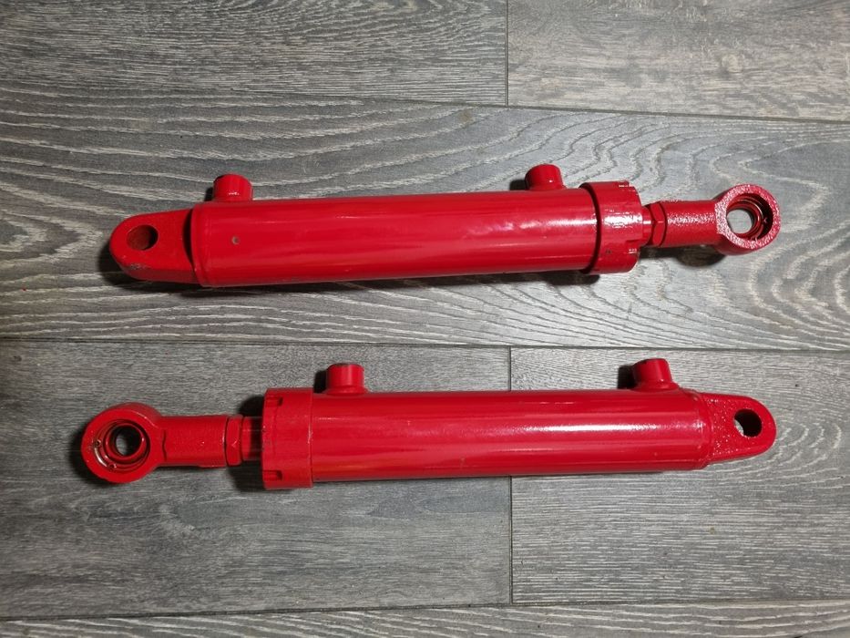 Cilindru hidraulic plug reversibil preț 450 lei buc