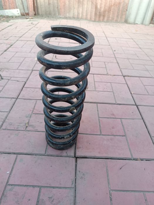 Продаётся автозапчасти