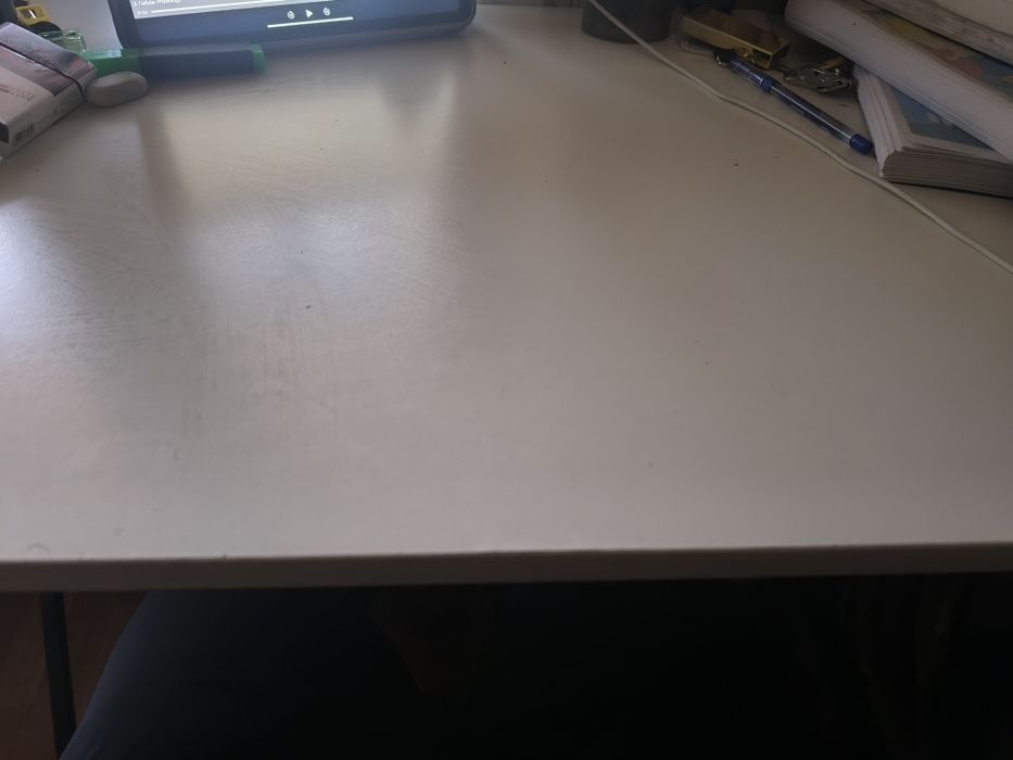 Стол В хорошем состоянии