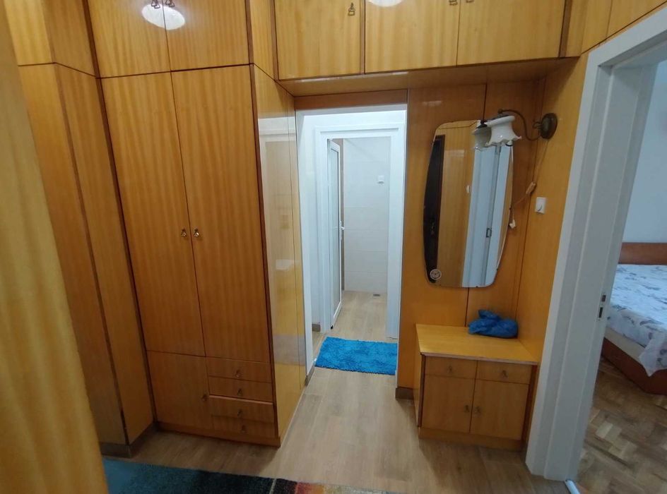 Дава се под наем Тристаен апартамент в Варна, Център - 65 кв.м за 765 € - Снимка #13