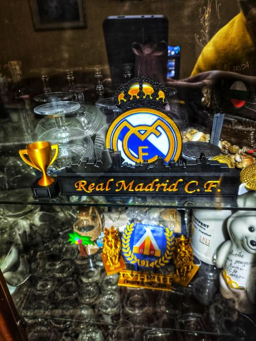 Real Madrid, Milan, Liverpool Футболни 3D Емблеми