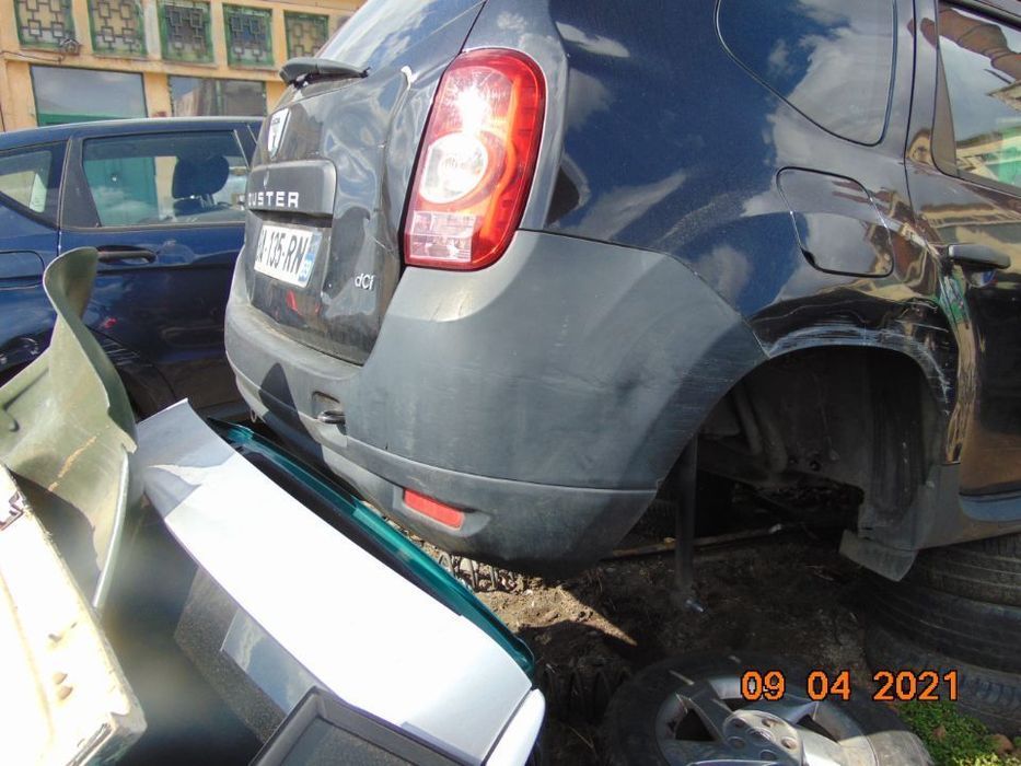 Bara spate Dacia duster 2009-2013 spoiler spate dezmembrez duster 1.5 2x4