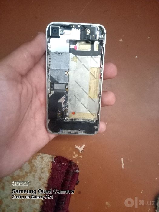 Iphone 4 sotiladi stochna