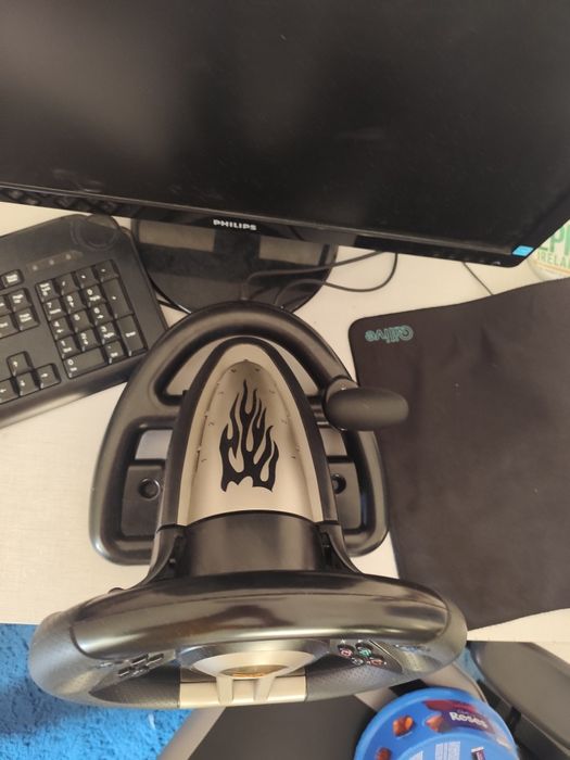 Volan gaming 150 lei!