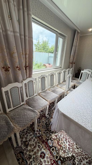 Стол и стулья комплект