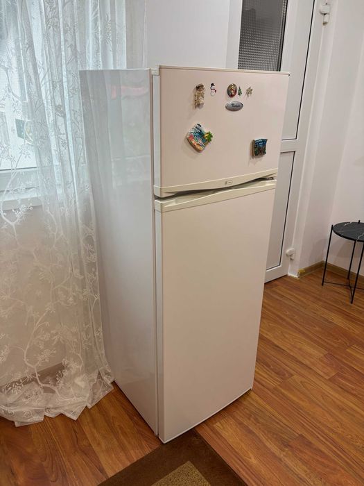 Frigider cu doua usi Whirlpool , 206 l, H 143 cm, Clasa E, alb