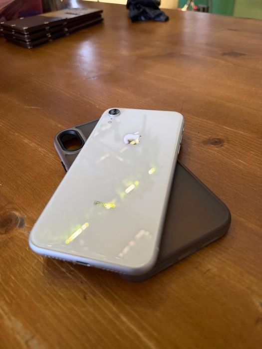 IPhone xr 128гб на обмен