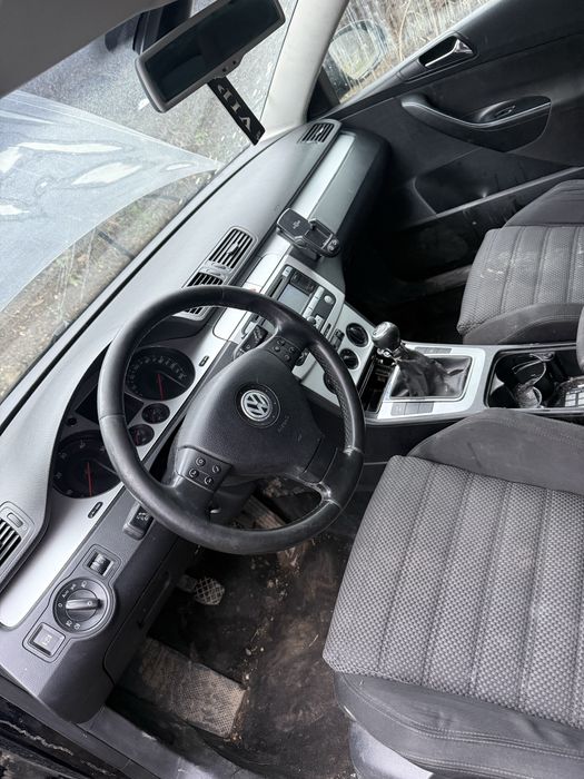 Volkswagen Passat B6 2.0 TDI BMP НА ЧАСТИ !