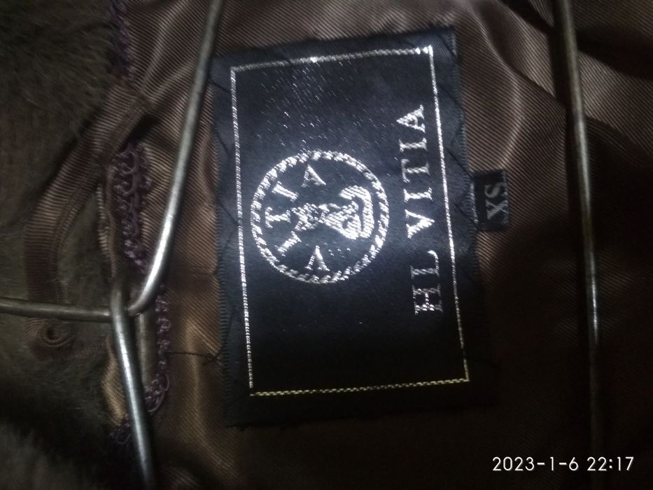 Original shuba sotiladi.uncha kiyilmagan yangiday turibdi