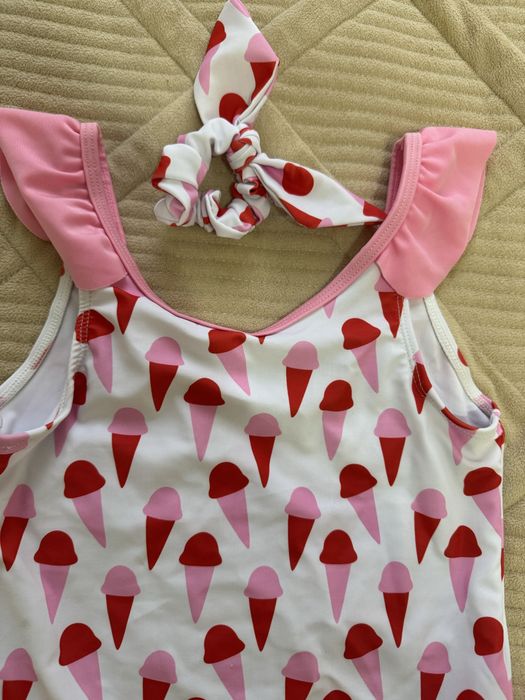 Продам купальники для девочки