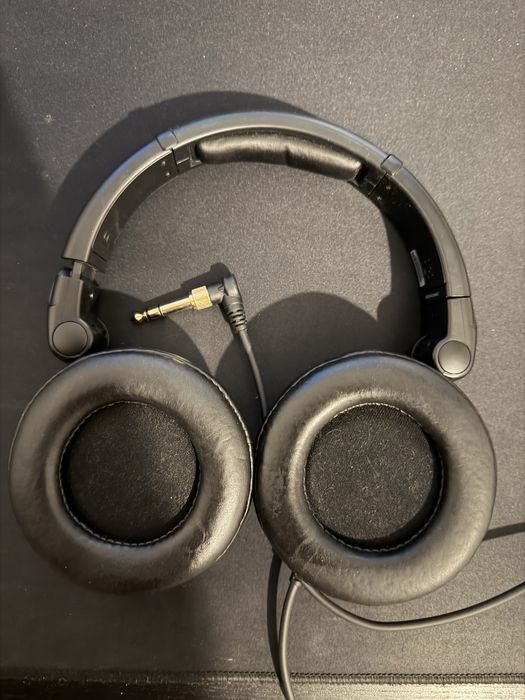 Casti Dj Behringer HPX6000