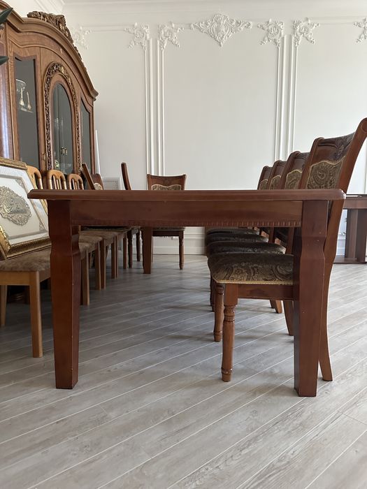 Продам стол со стульями