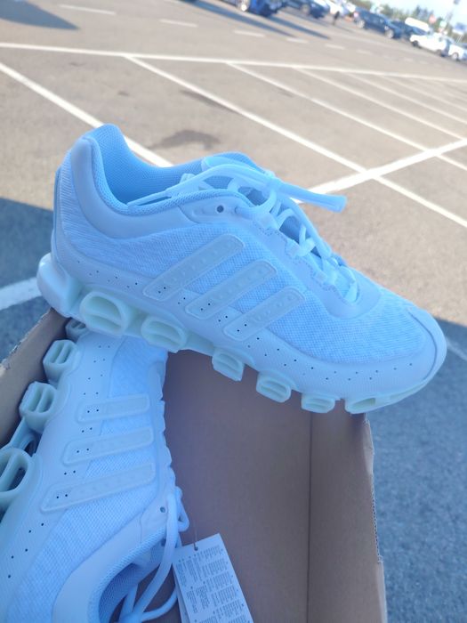 Adidas megraide Nr 45