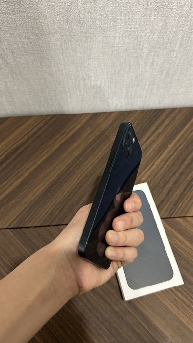 iPhone 13 256GB Black