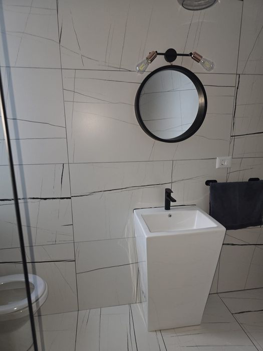 Apartament de închiriat