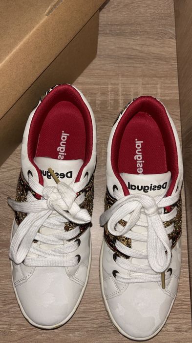 Adidasi Desigual Noi originali