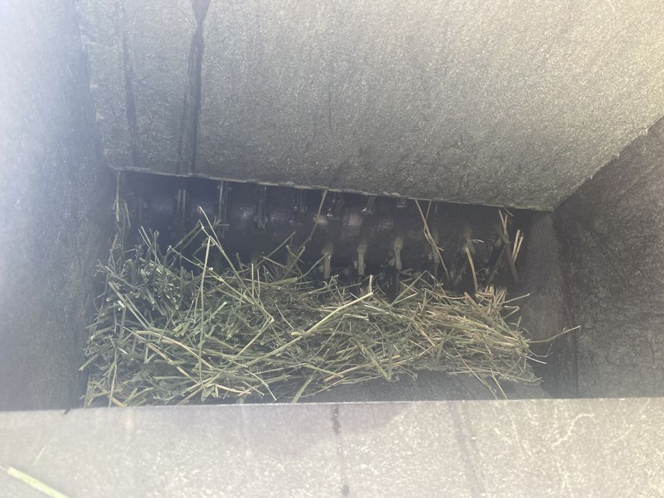 Сено дробилка ..